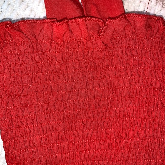 Kamissy Frill Smocked Crop Tank Red Size 8 - Picture 9 of 14